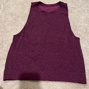 Lululemon tank